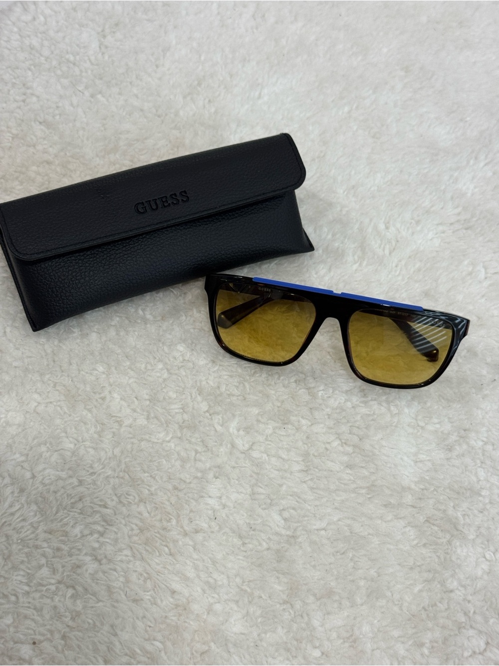 GUESS Black Frames with Yellow Lenses and Blue Top Bar aviator sunglasses